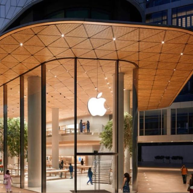 I phone store
