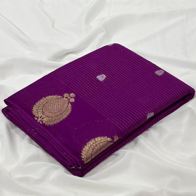 Seven shop fashion Sarees